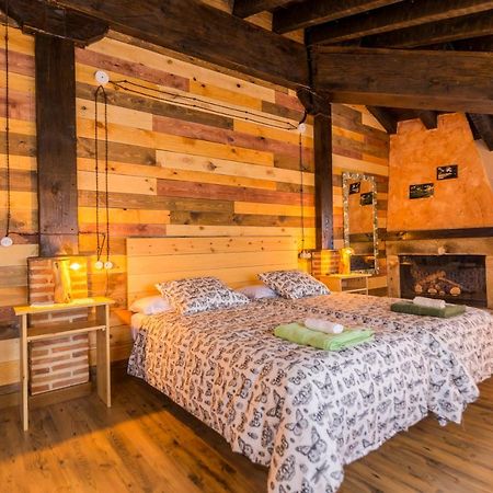 El Nido Del Mirlo Villa Casarejos Dış mekan fotoğraf