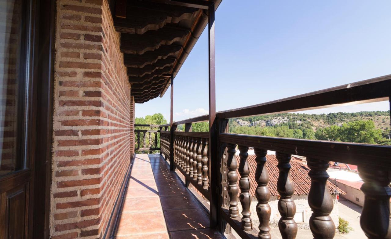 El Nido Del Mirlo Villa Casarejos Dış mekan fotoğraf